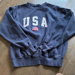 Brandy Melville John Galt USA sweatshirt